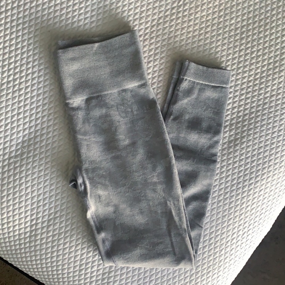 Gymshark Camo Leggings Lilac Grey